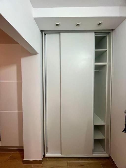 Cipariu Corner Apartment Cluj-Napoca Ngoại thất bức ảnh
